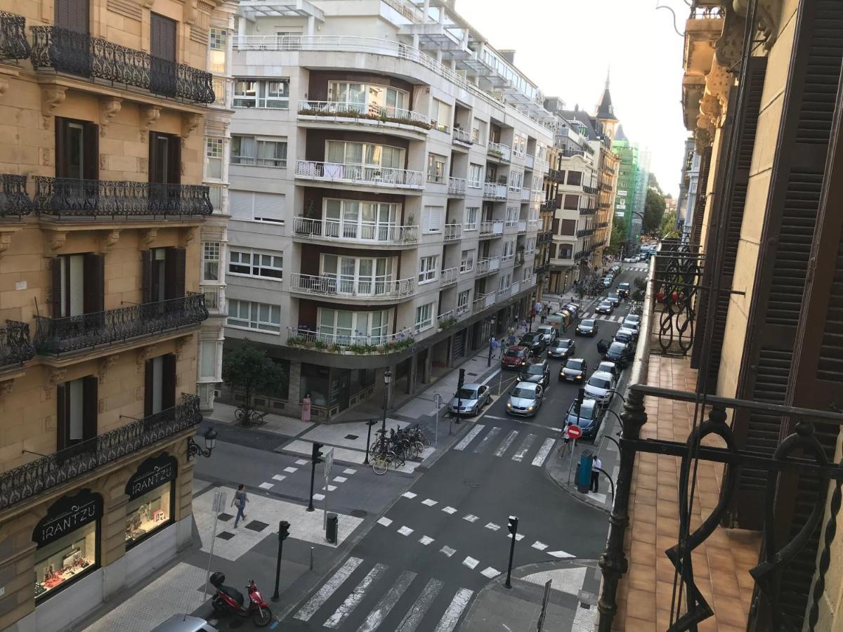 Piso Encantador En El Centro San Sebastian Bagian luar foto